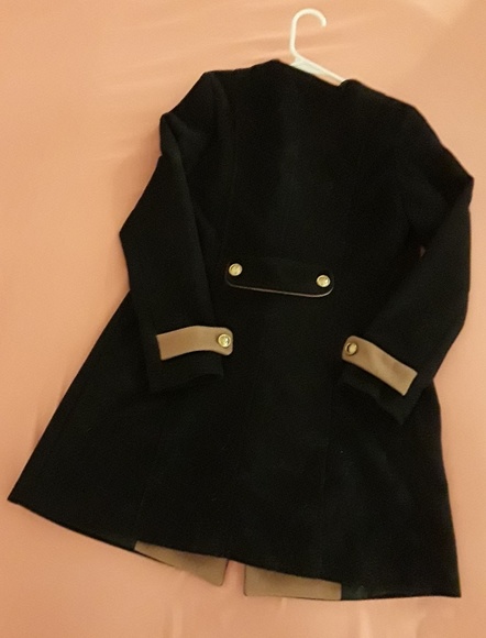 Lu & Si Two tone/slim fit/gold button accent coat - Picture 2 of 2